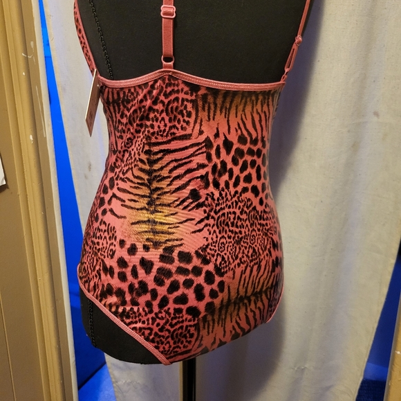 IJBS Lingerie - Picture 4 of 10